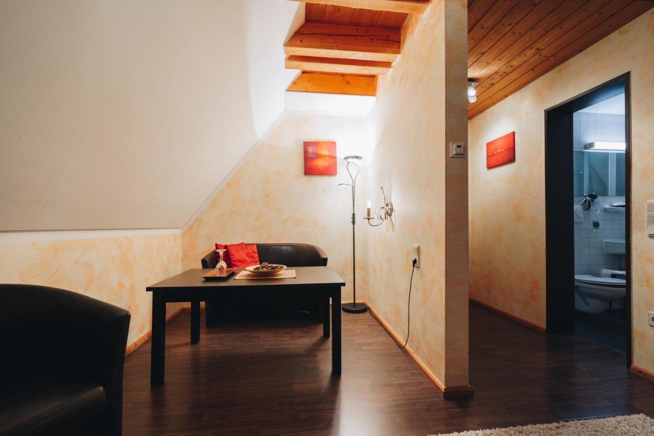 Landhotel Neukirchner Hof Neukirchen Bei Sulzbach-Rosenberg Room photo